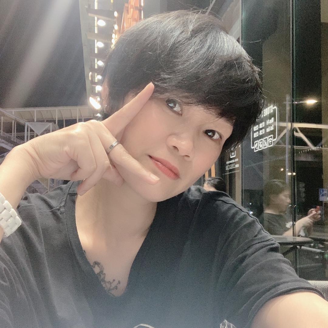 是威威呀🇨🇳美力汇游泳健身经理