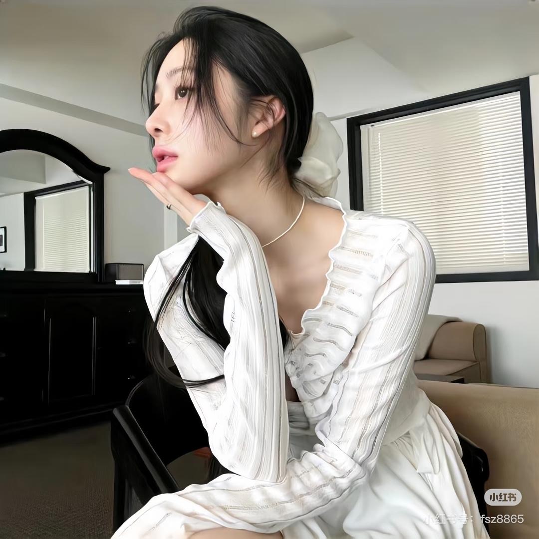 ai玩细犬的小然（豫东）