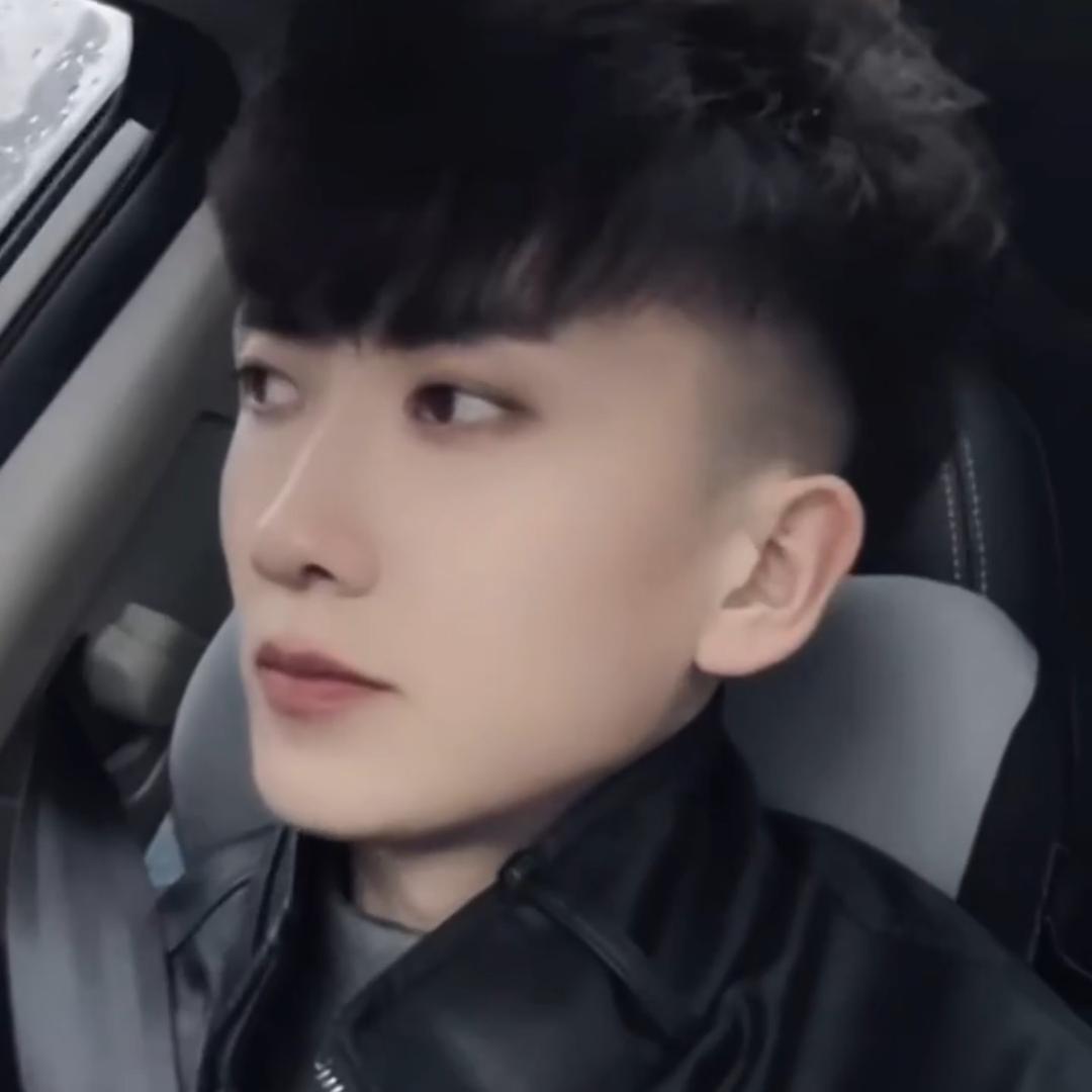 弘Ge朋友圈