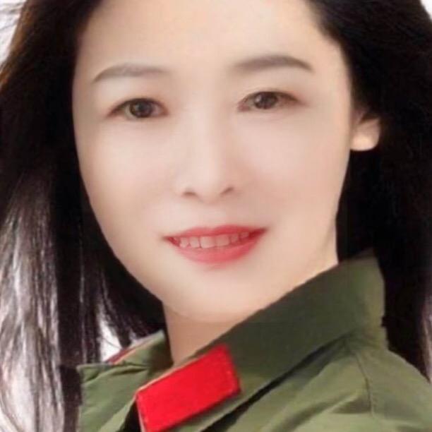 胡龙美