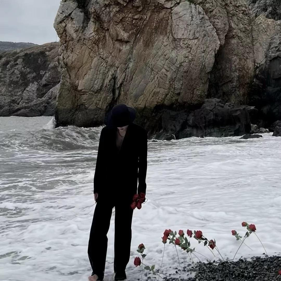 D~