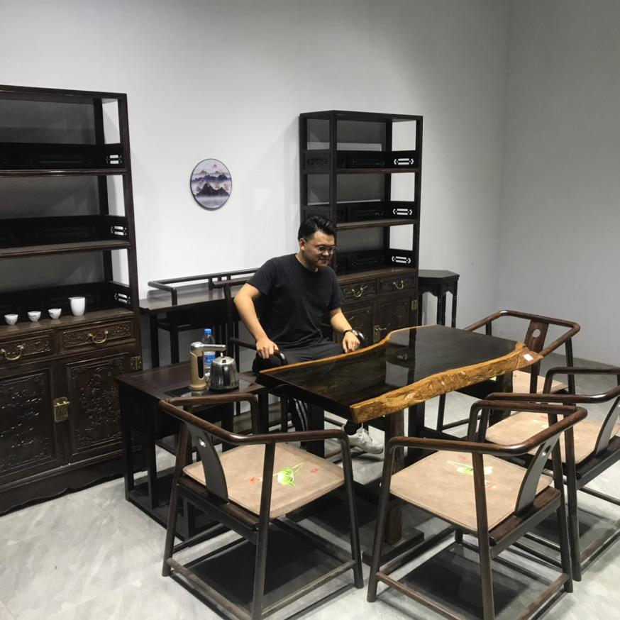 鸿图木业-大板家具批发
