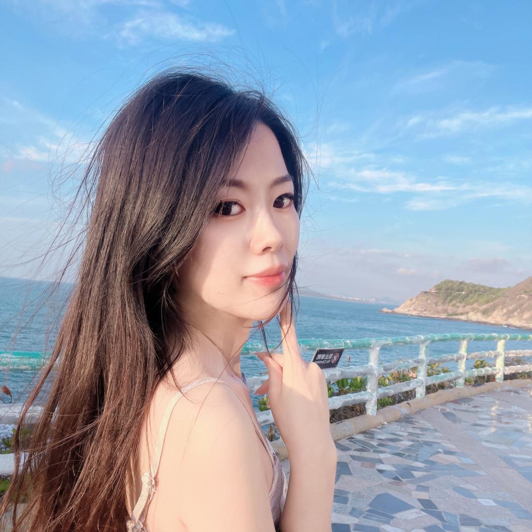 是文珺呀💜⁹³⁰~