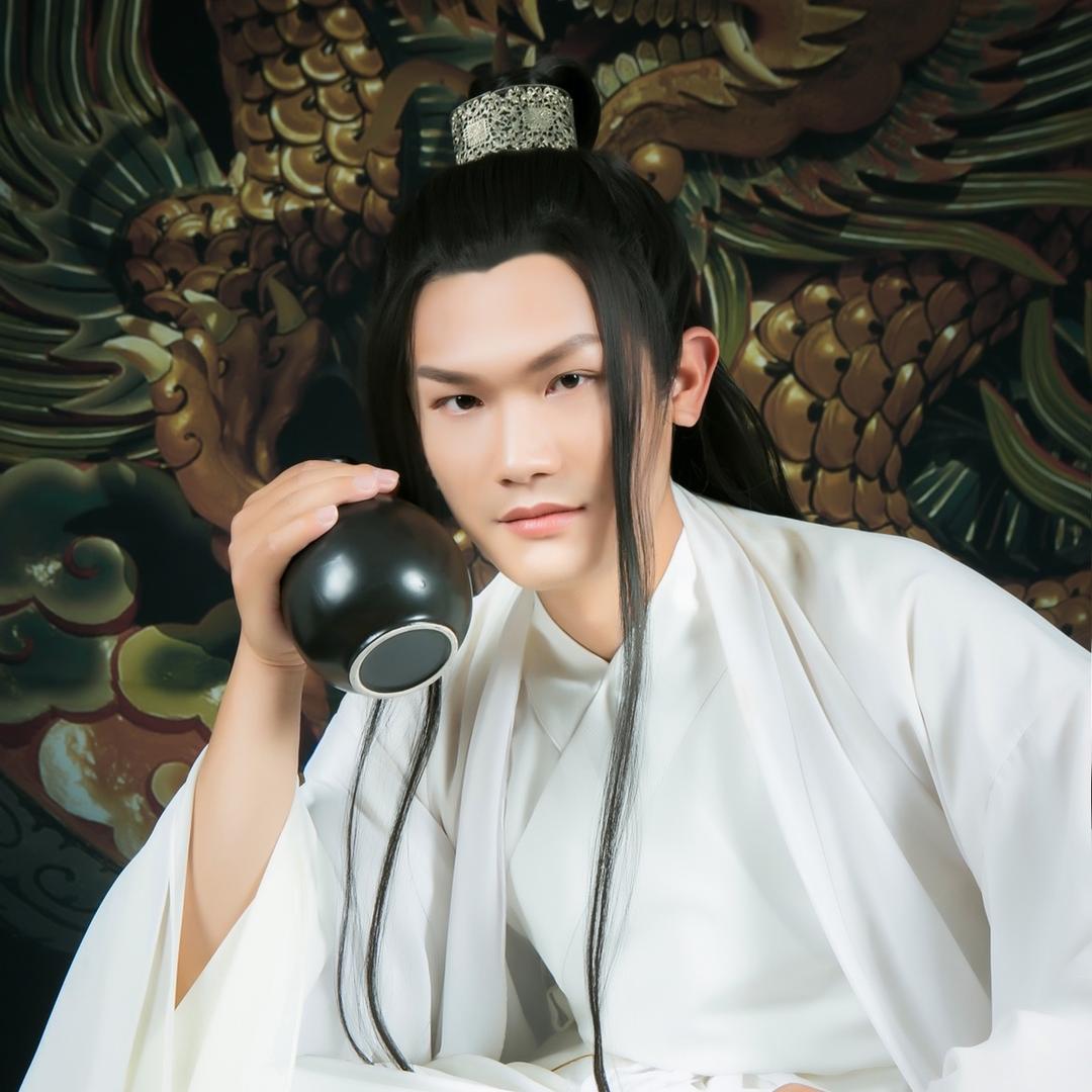 司马天明（流浪歌者)🎤