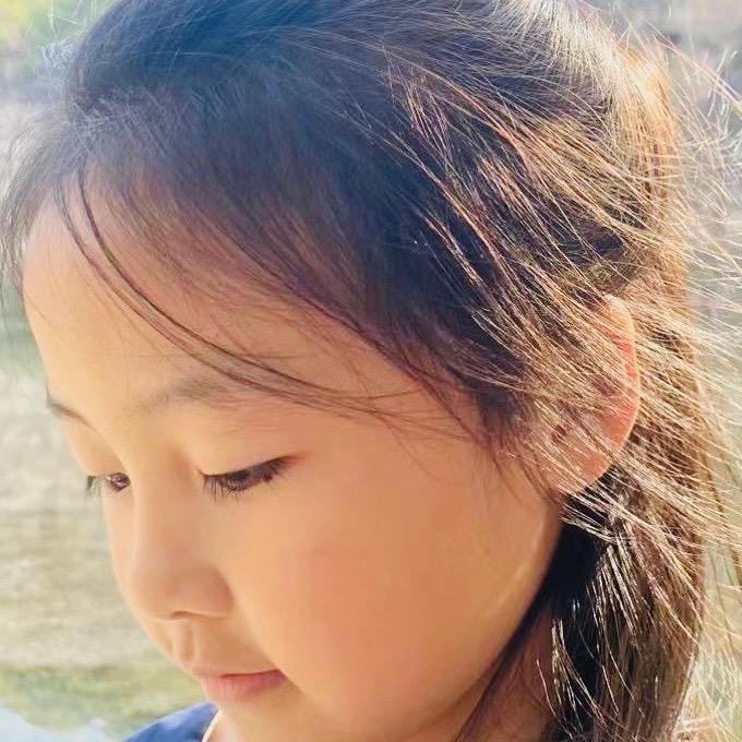 姐燕子飞