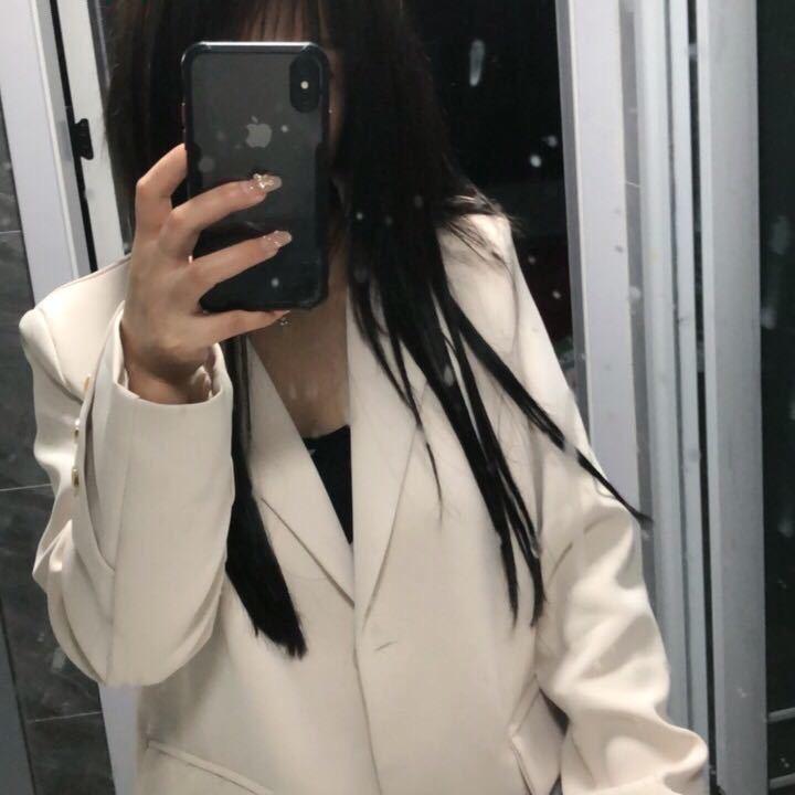 最初