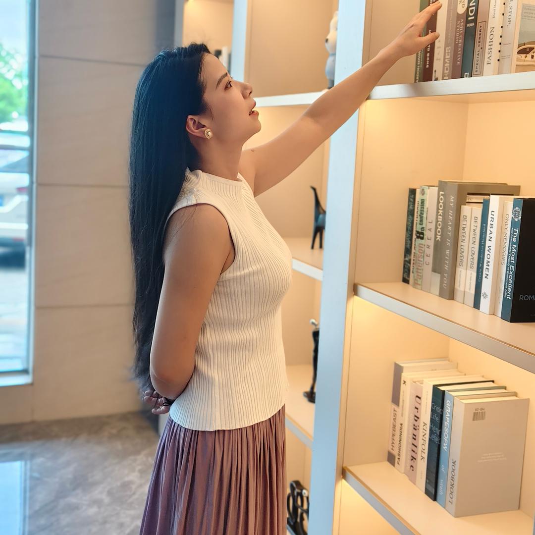 王小小