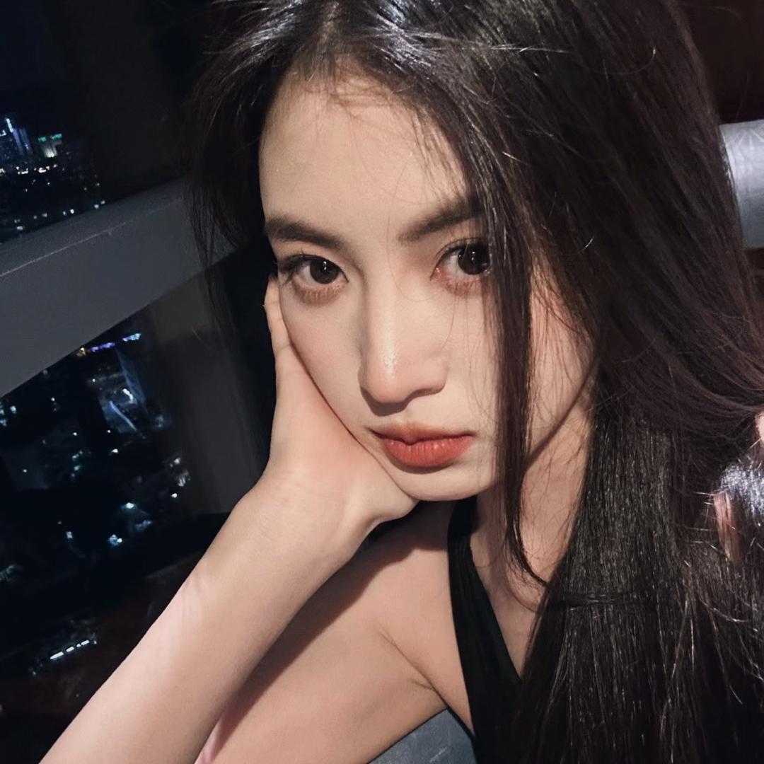 王情.