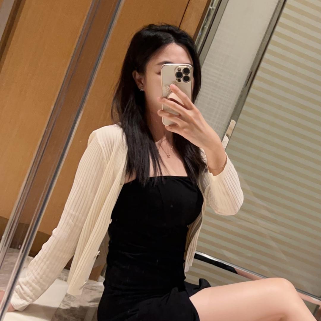 安静。