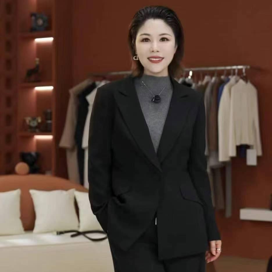 薇薇雅品牌折扣店