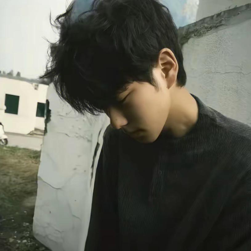 吃拼好饭惊现陈年脚皮