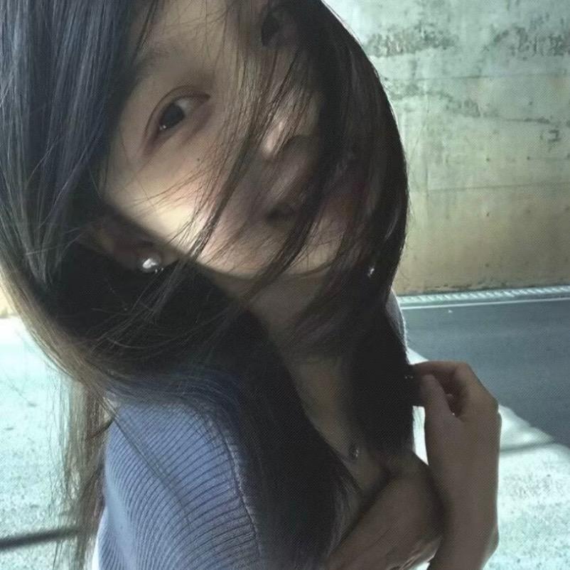 小y不会早睡