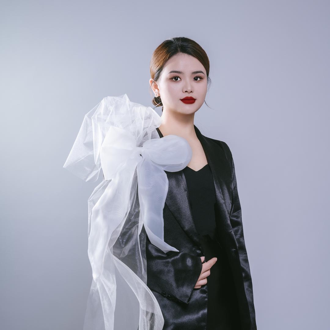 丹凤  铭爱婚纱～桃子