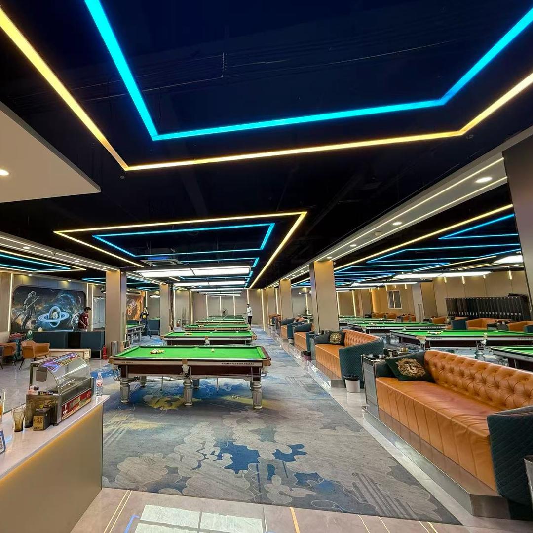 速光台球助教小y