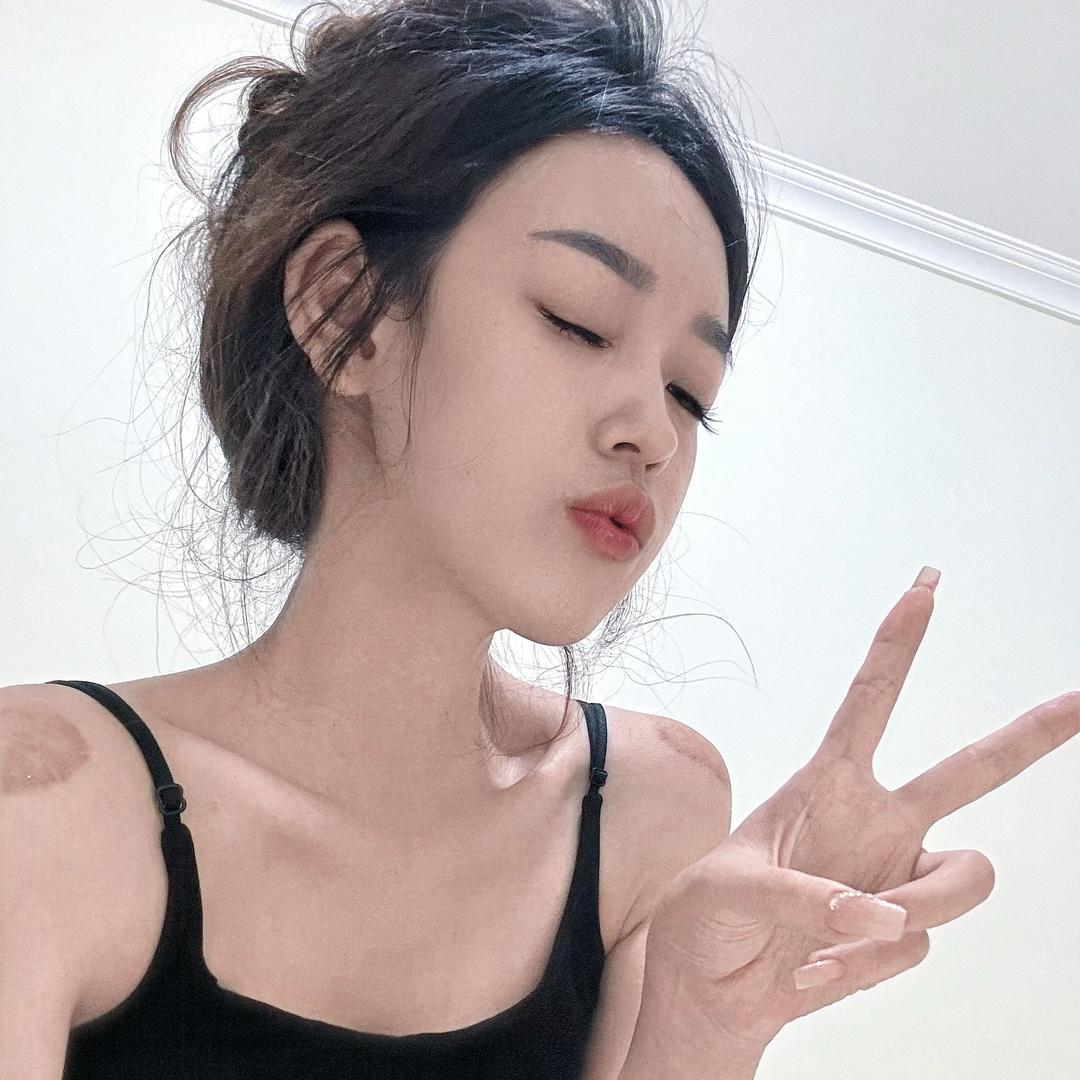 谢雅琪.