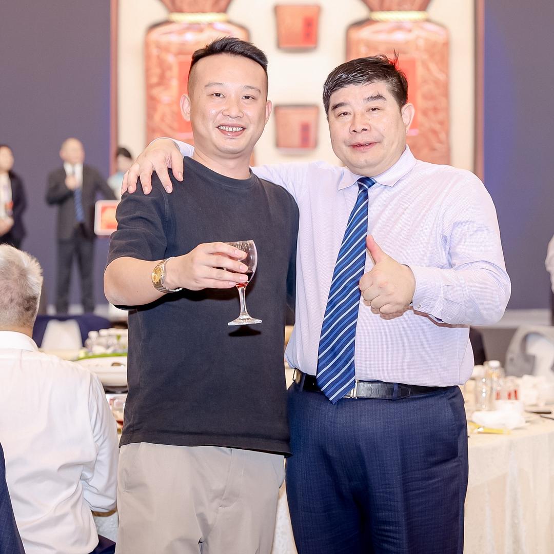 友发钢管伟哥