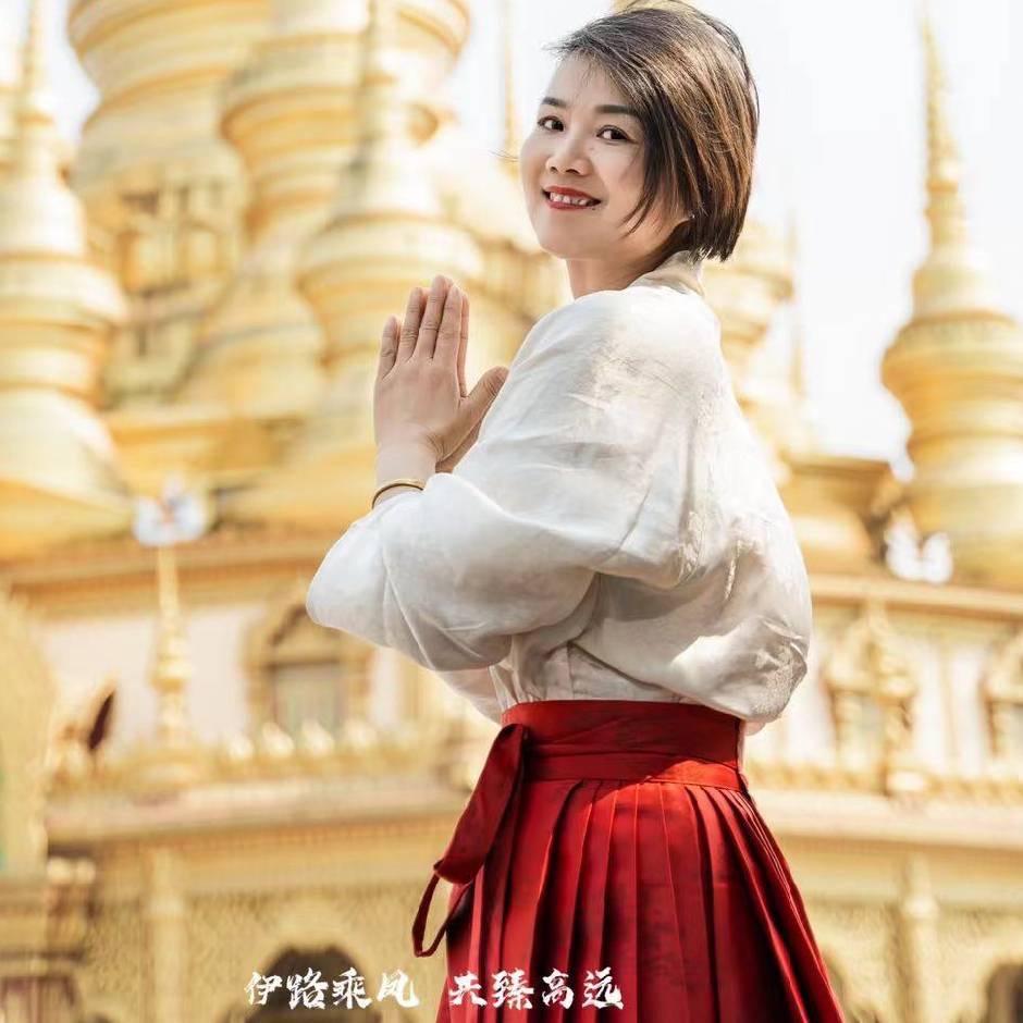 姐妹时装生活馆