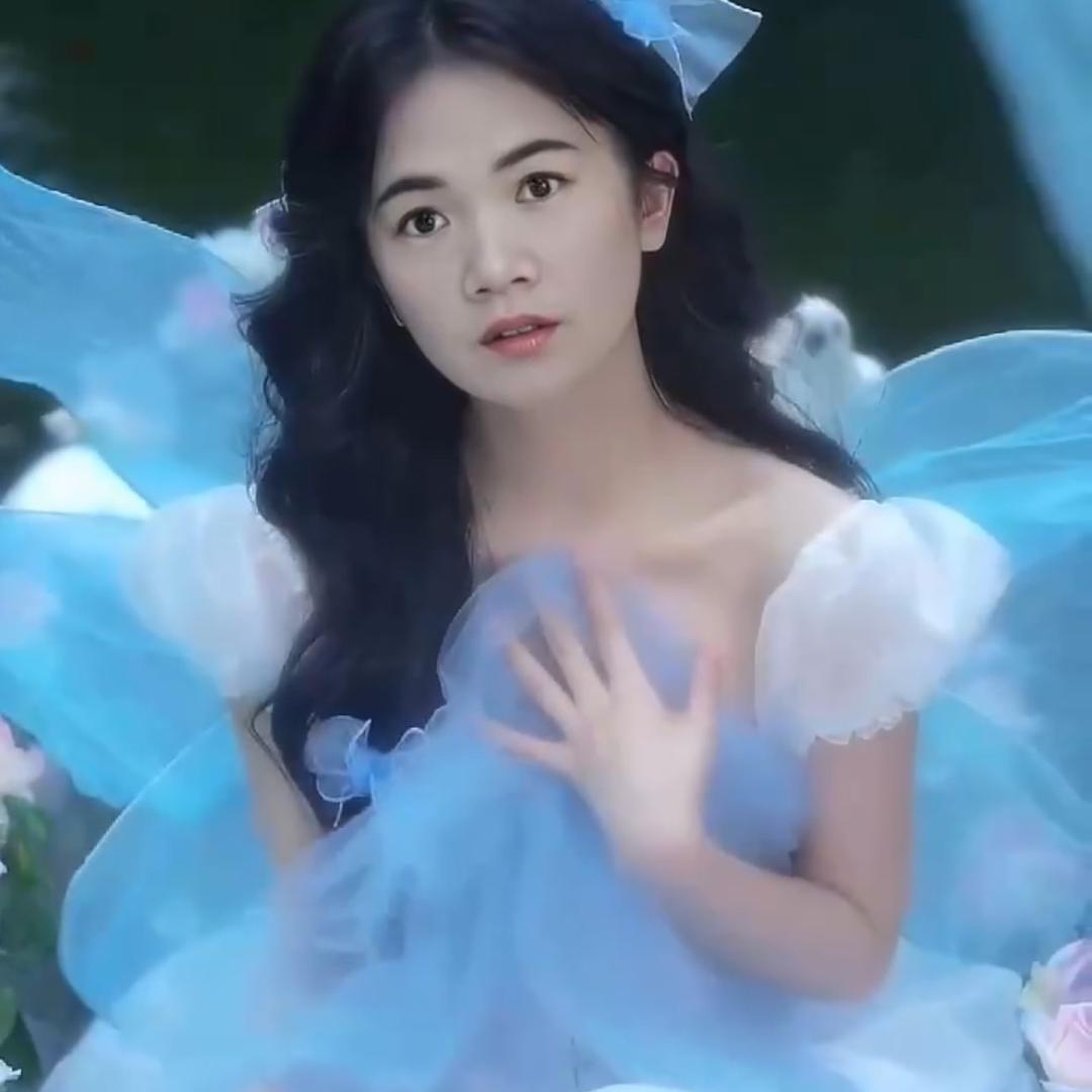 请叫我小白白