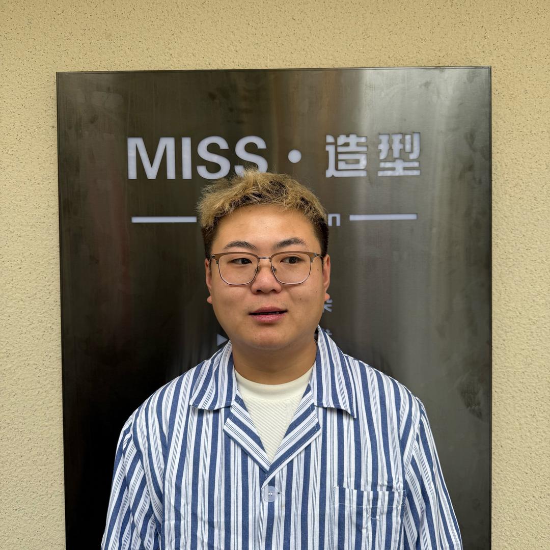 白山美发大鹏（专业男士）