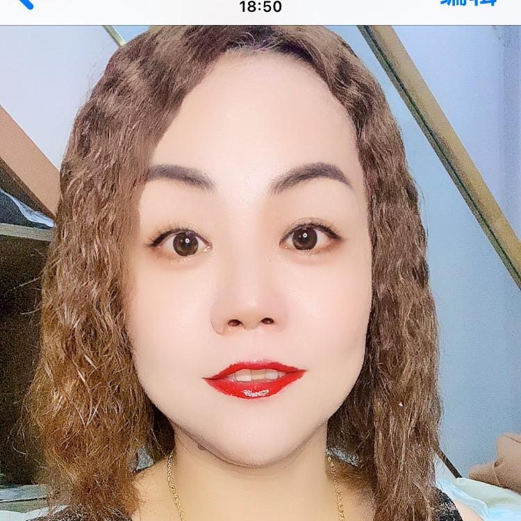 丁家大小姐。点歌厅