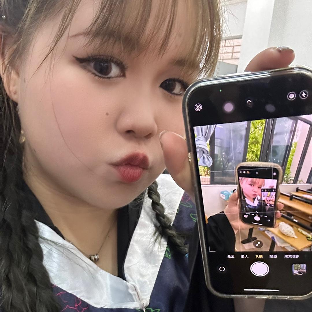 咪咪更爱吃火锅