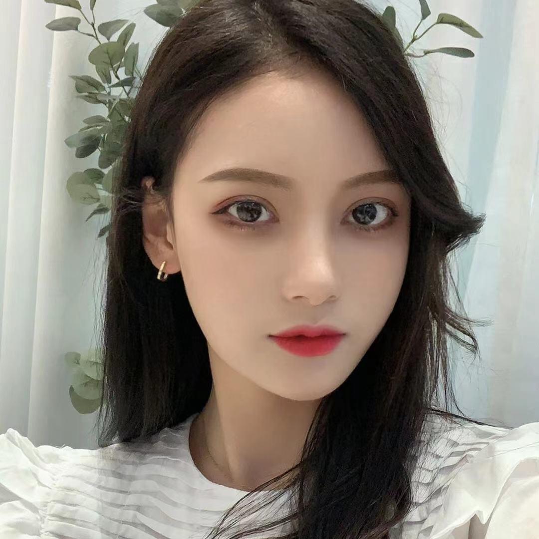 衣美天辰服装商行