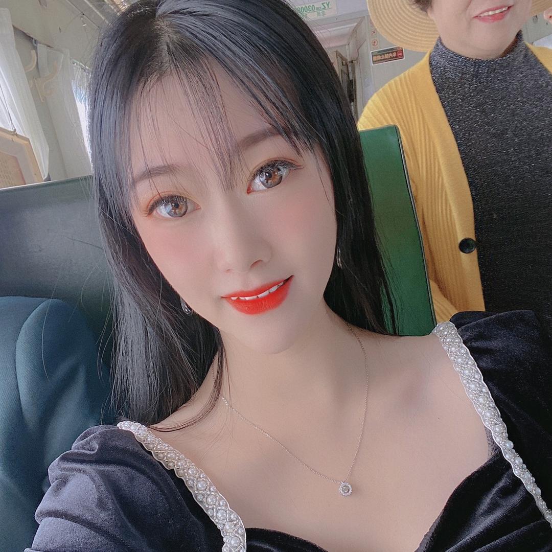 小葡萄🍇🍇