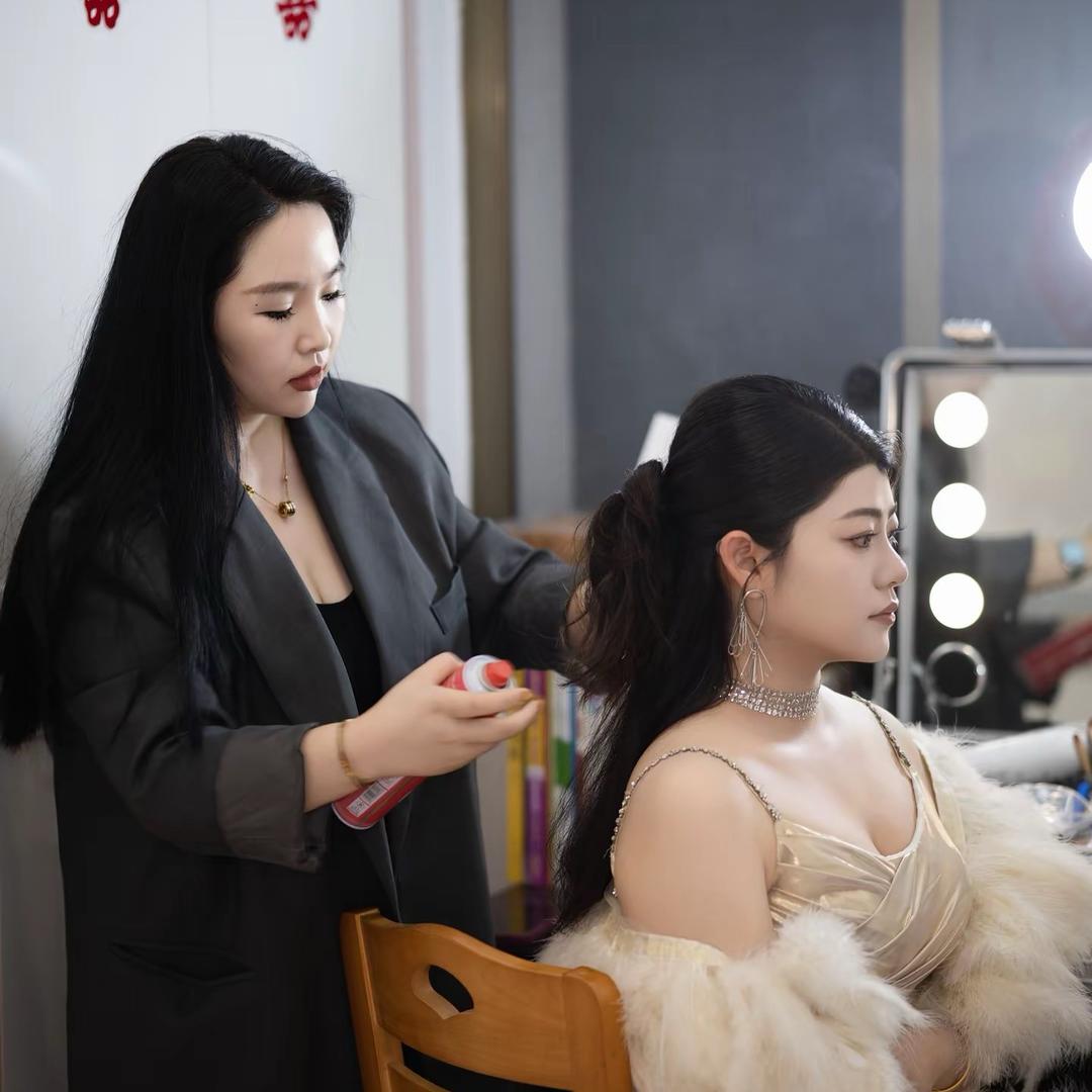 💄滨州化妆师：大盼👰‍♀️约妆&收徒