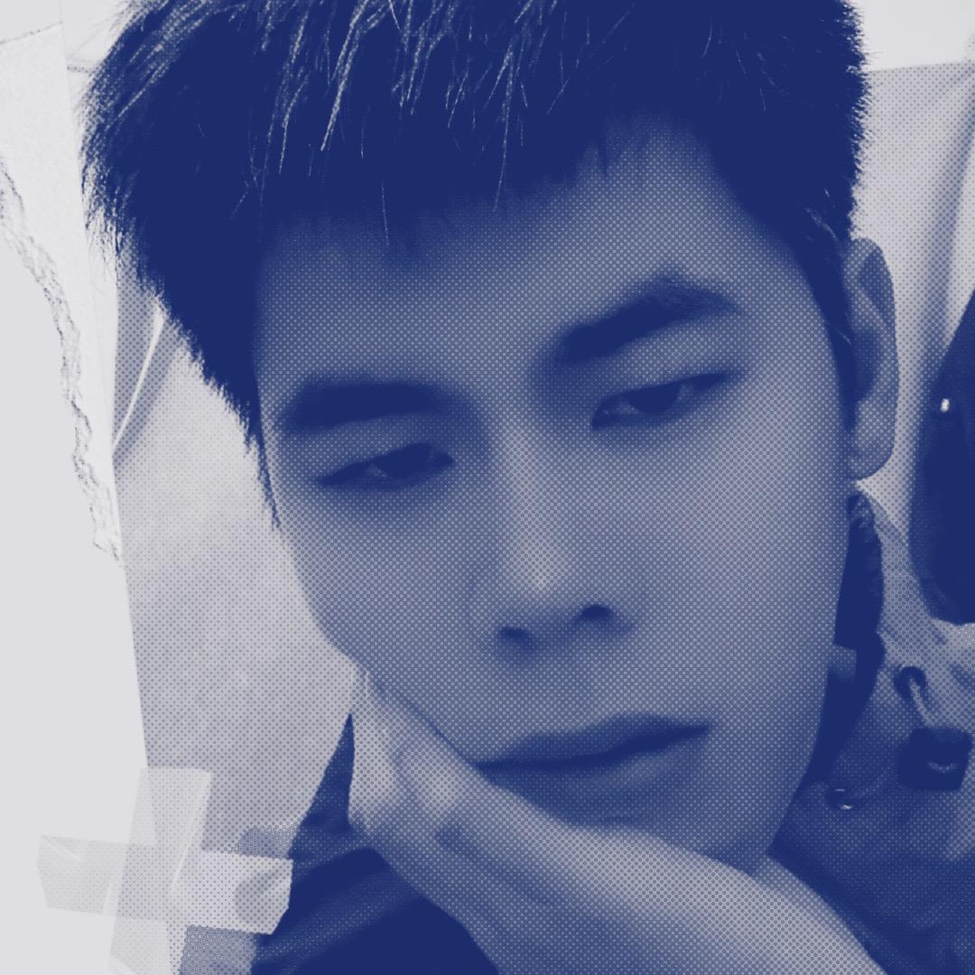 @Ꭽℯ⃝杨💞⁵²º🌿࿐