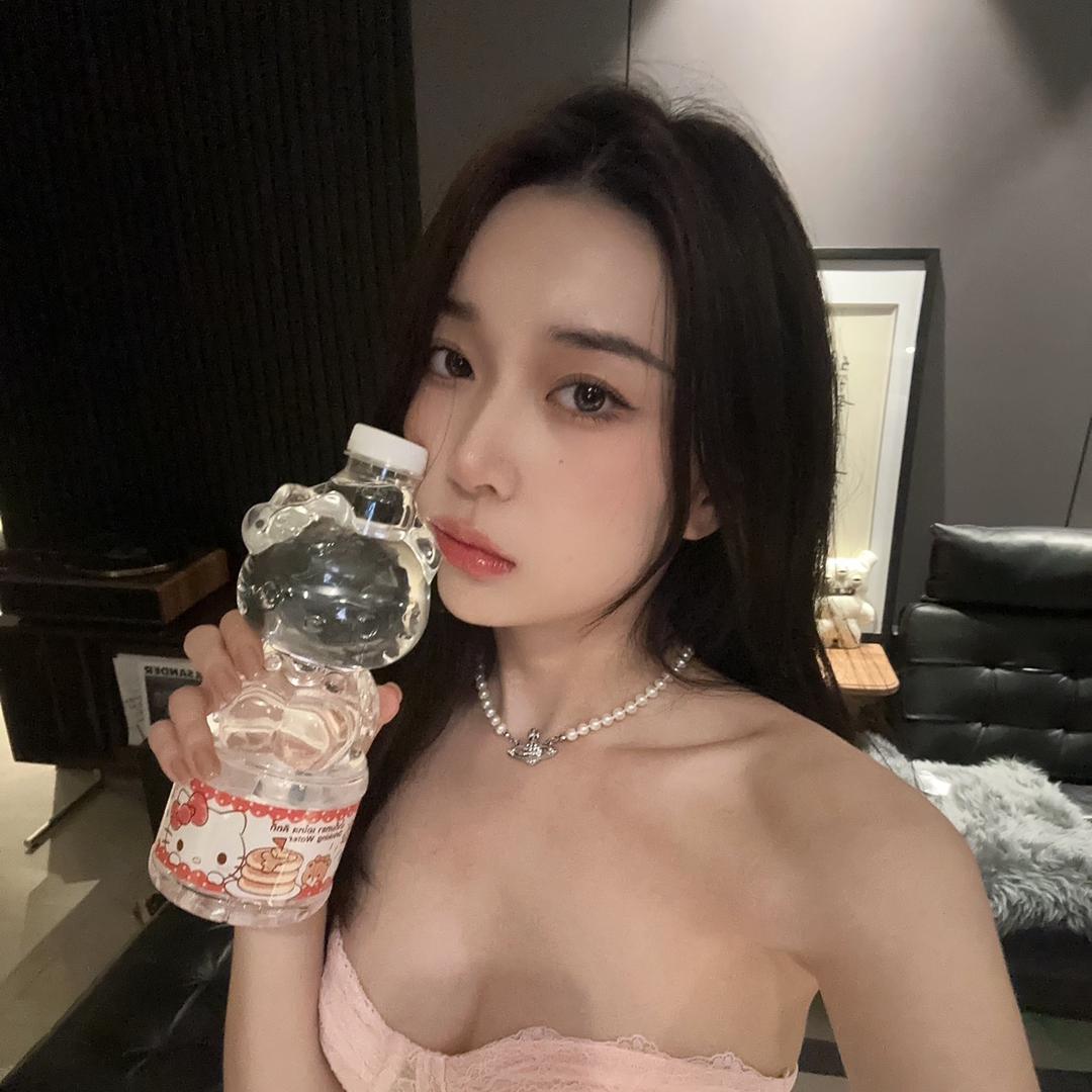 荼白