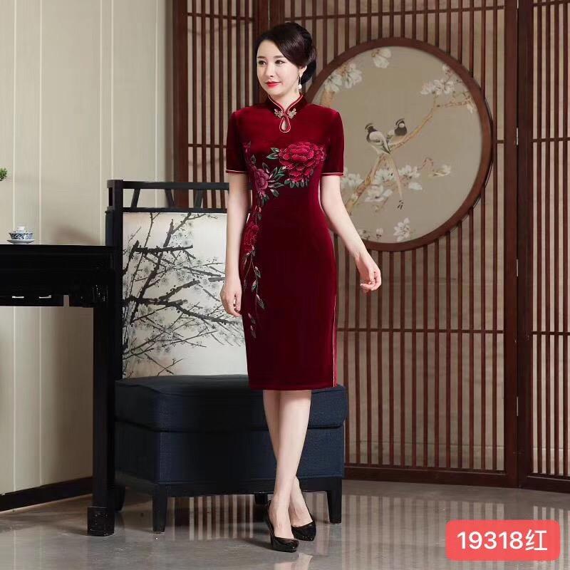 苏绣丝韵服饰（妈妈装）