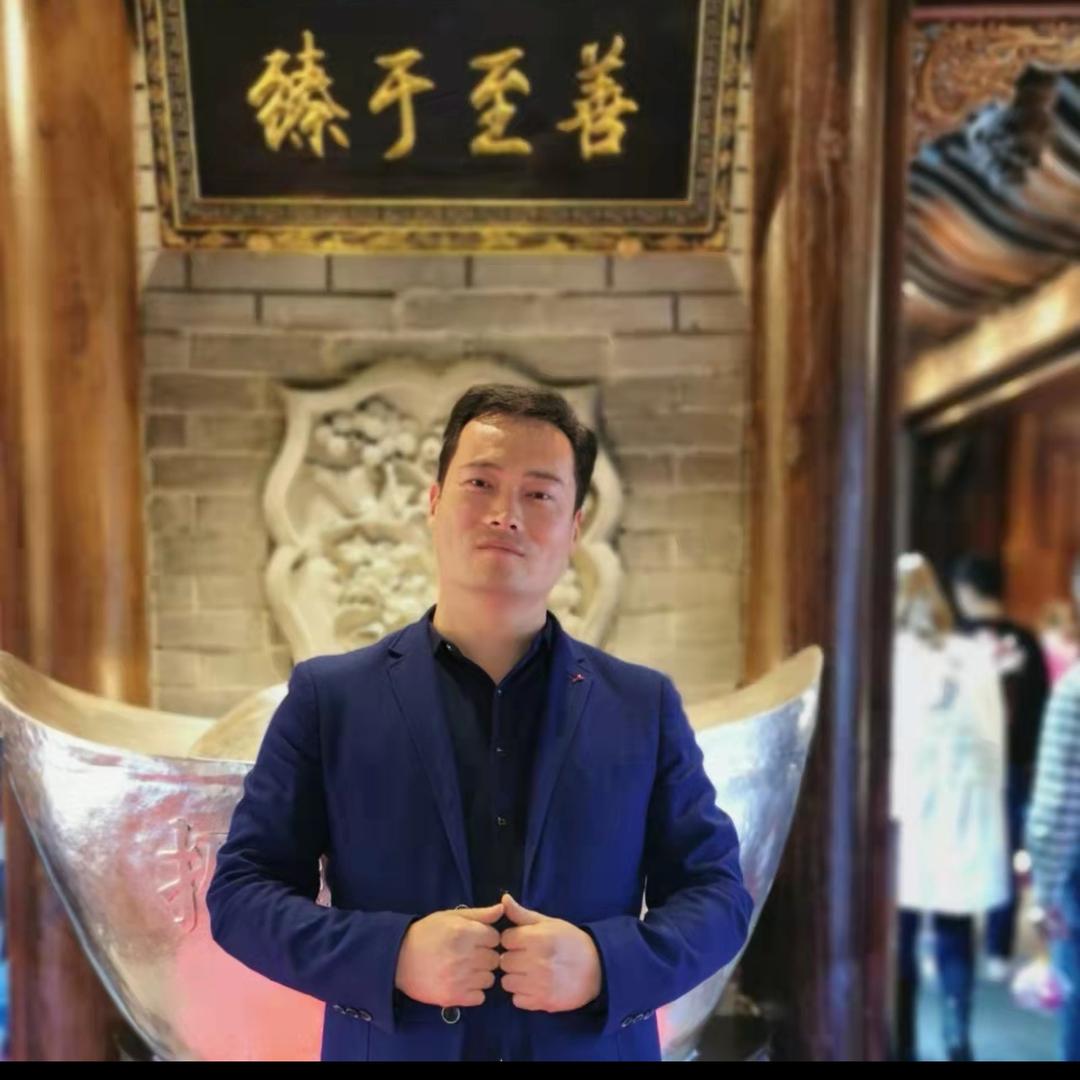 润玉泉社