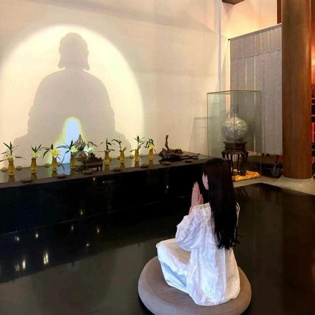 小鑫吃撑🍚