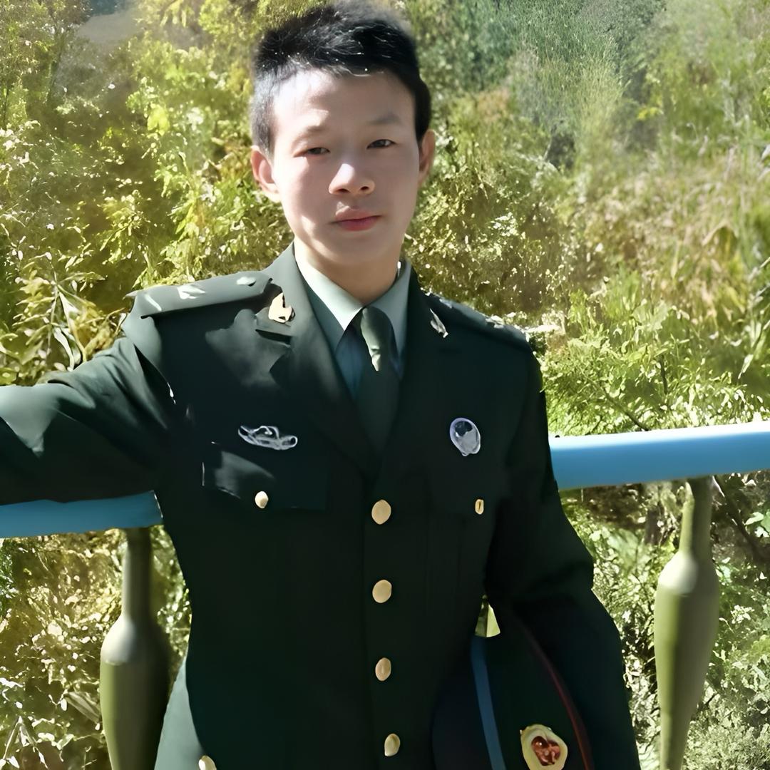 那一抹橄榄绿