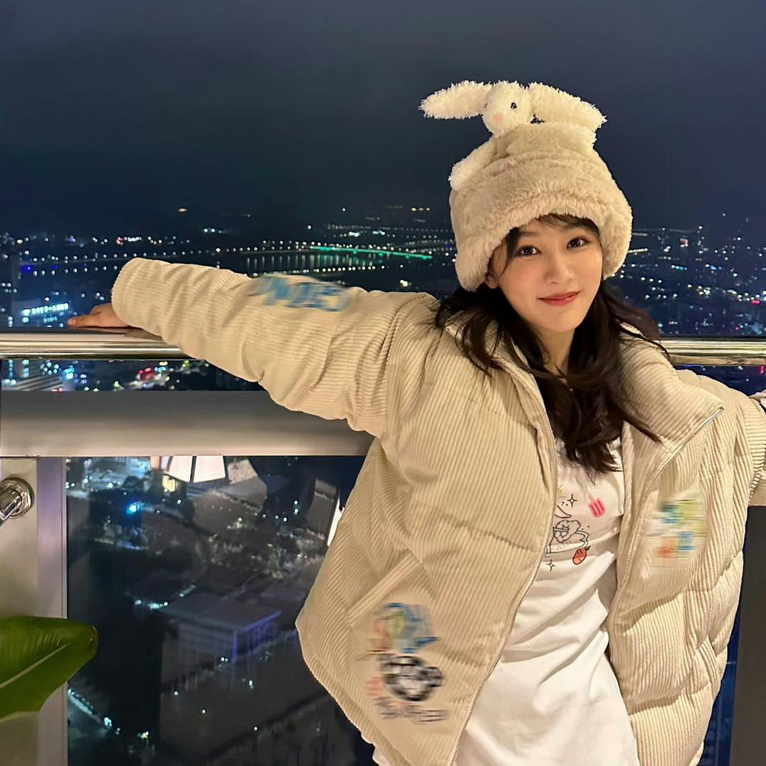 锦李轻奢女装