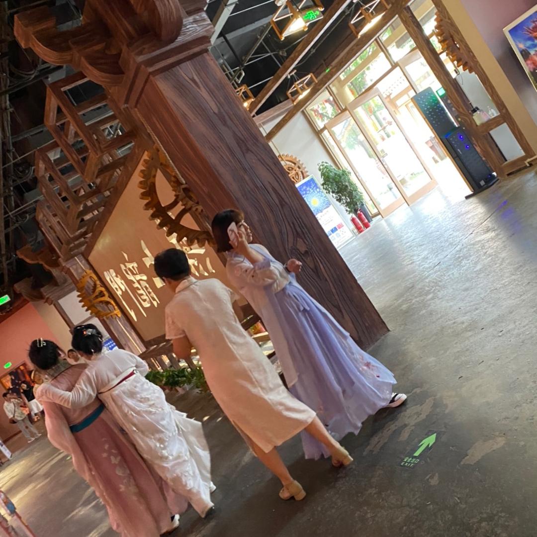 幺幺快乐，，拒绝合拍。