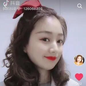 肉嘟嘟的女博士