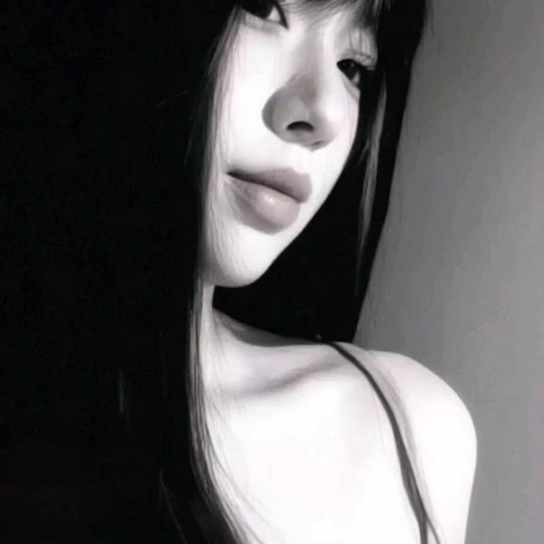 最初^