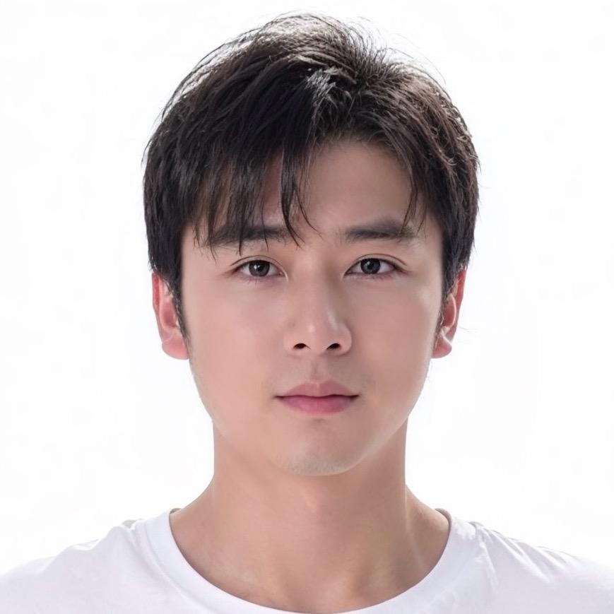黄任东