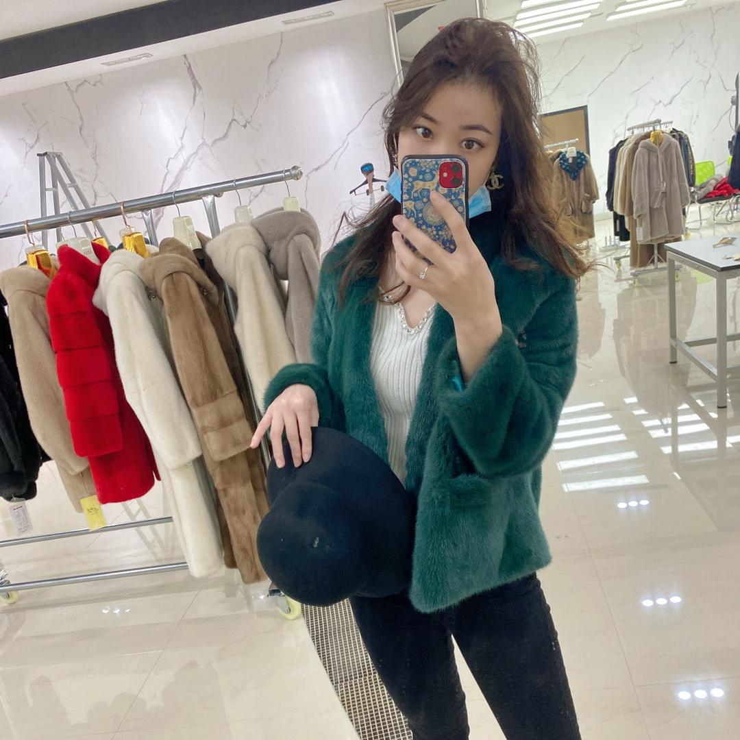 欧狸服饰店-貂衣