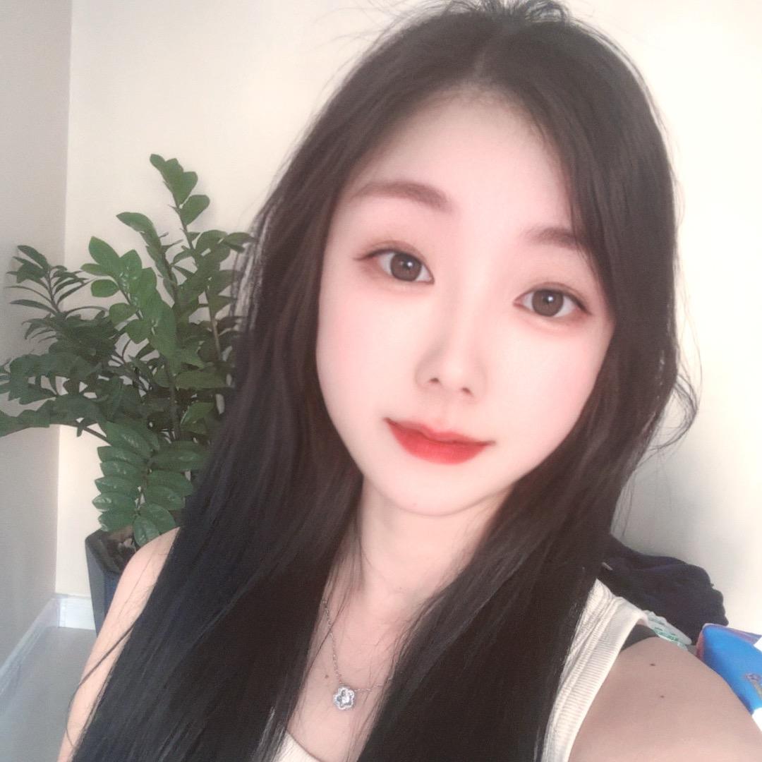 爱笑的李子