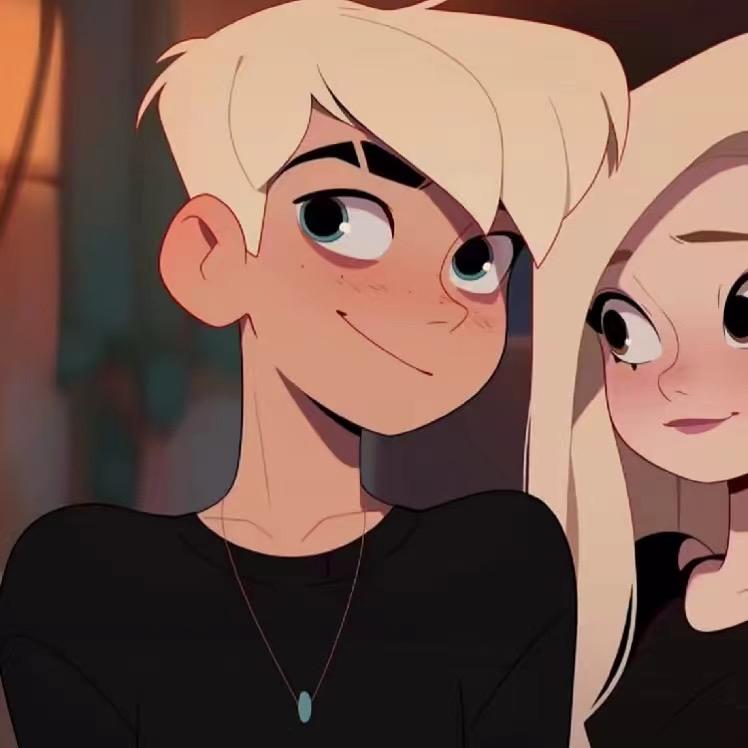 光头强cosplay女仆调戏熊大熊二