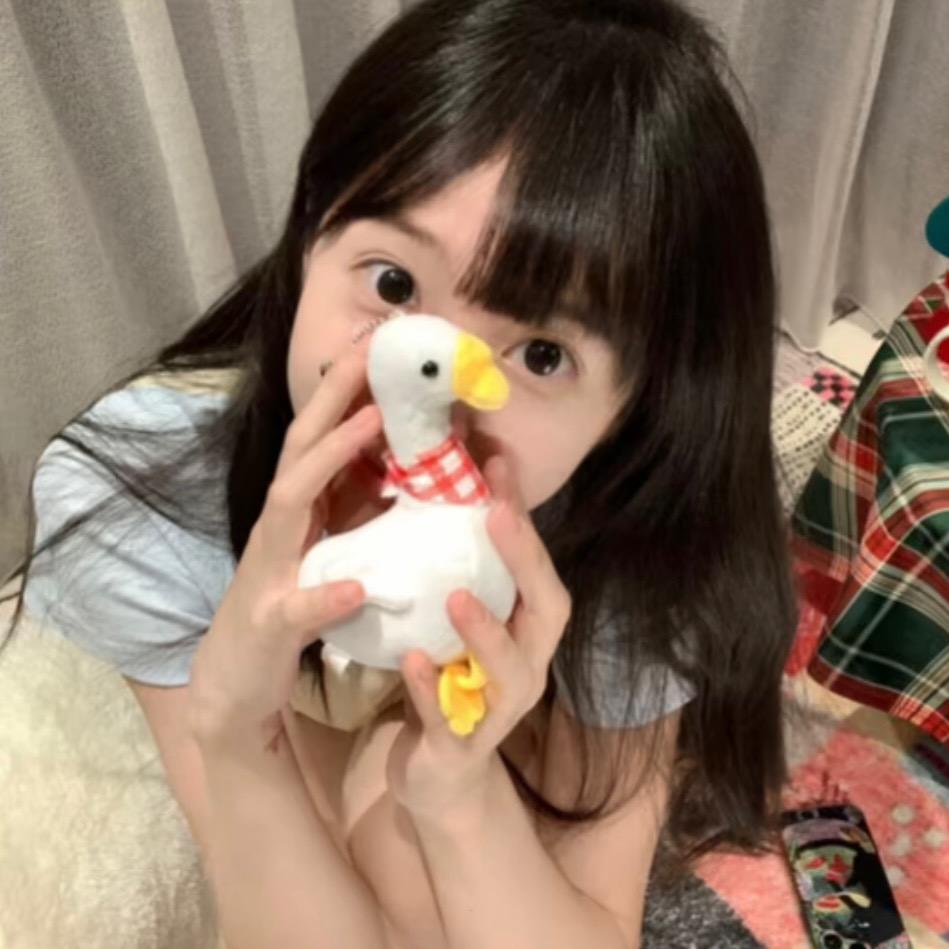 鲮一^ ̳> ·̫ < ̳^