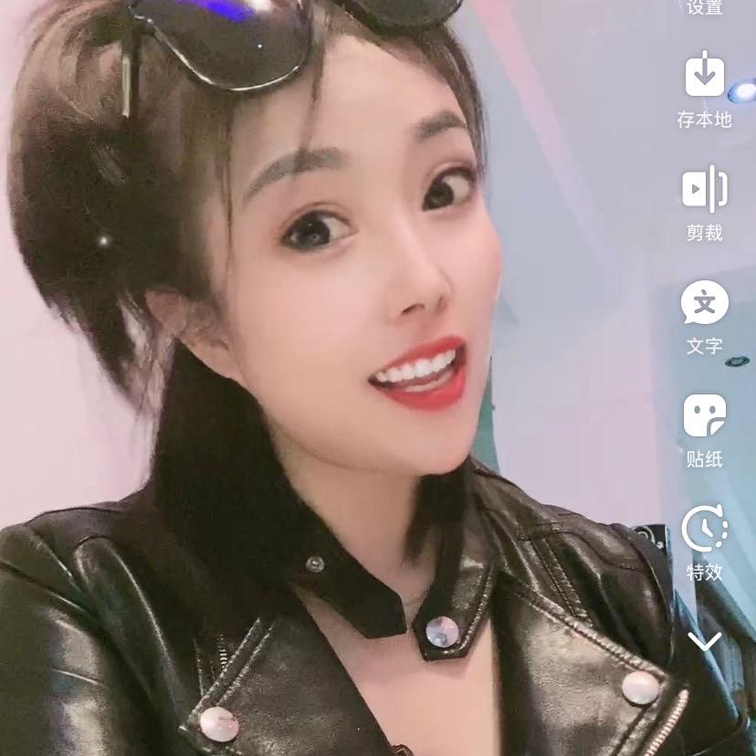 灯塔辽东商业城二冰时尚布艺