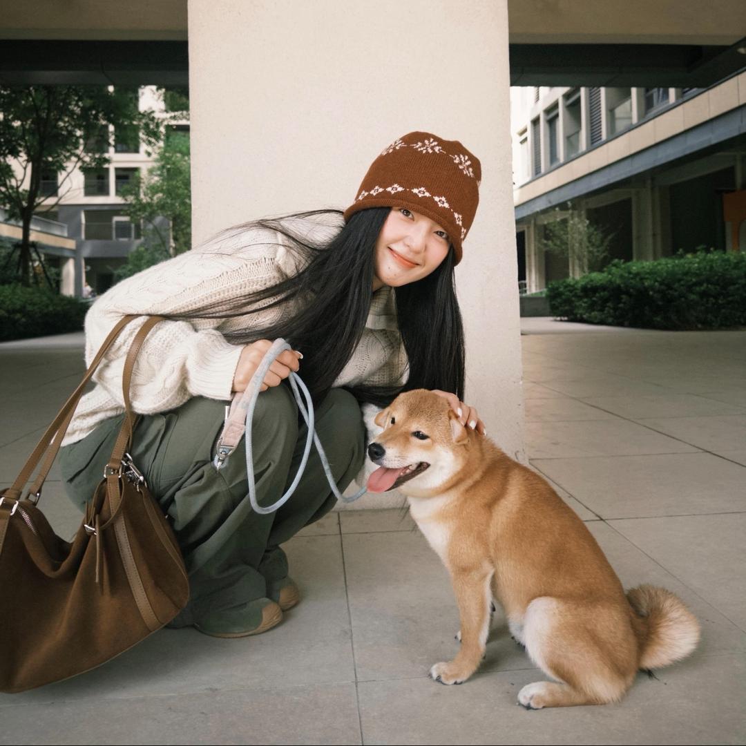 慌慌张张女士