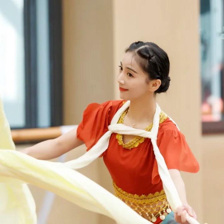 💃Alice 大千