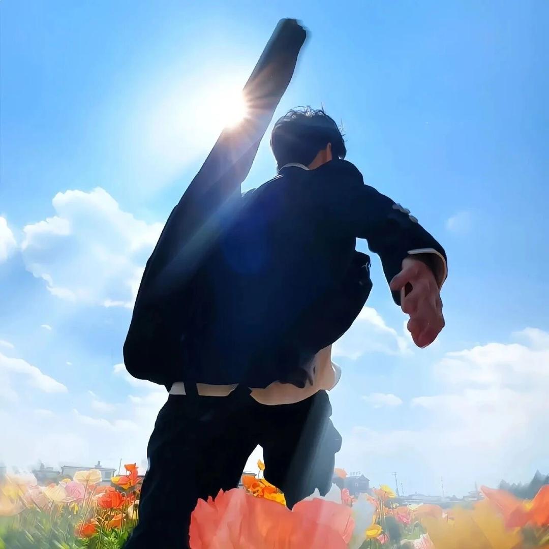 不敢发朋友圈怕妈妈看见