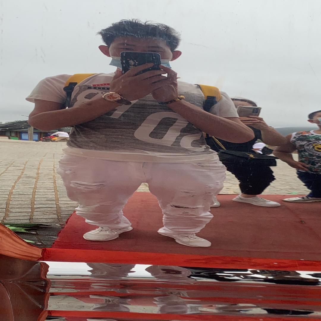 不再是曾经的少年