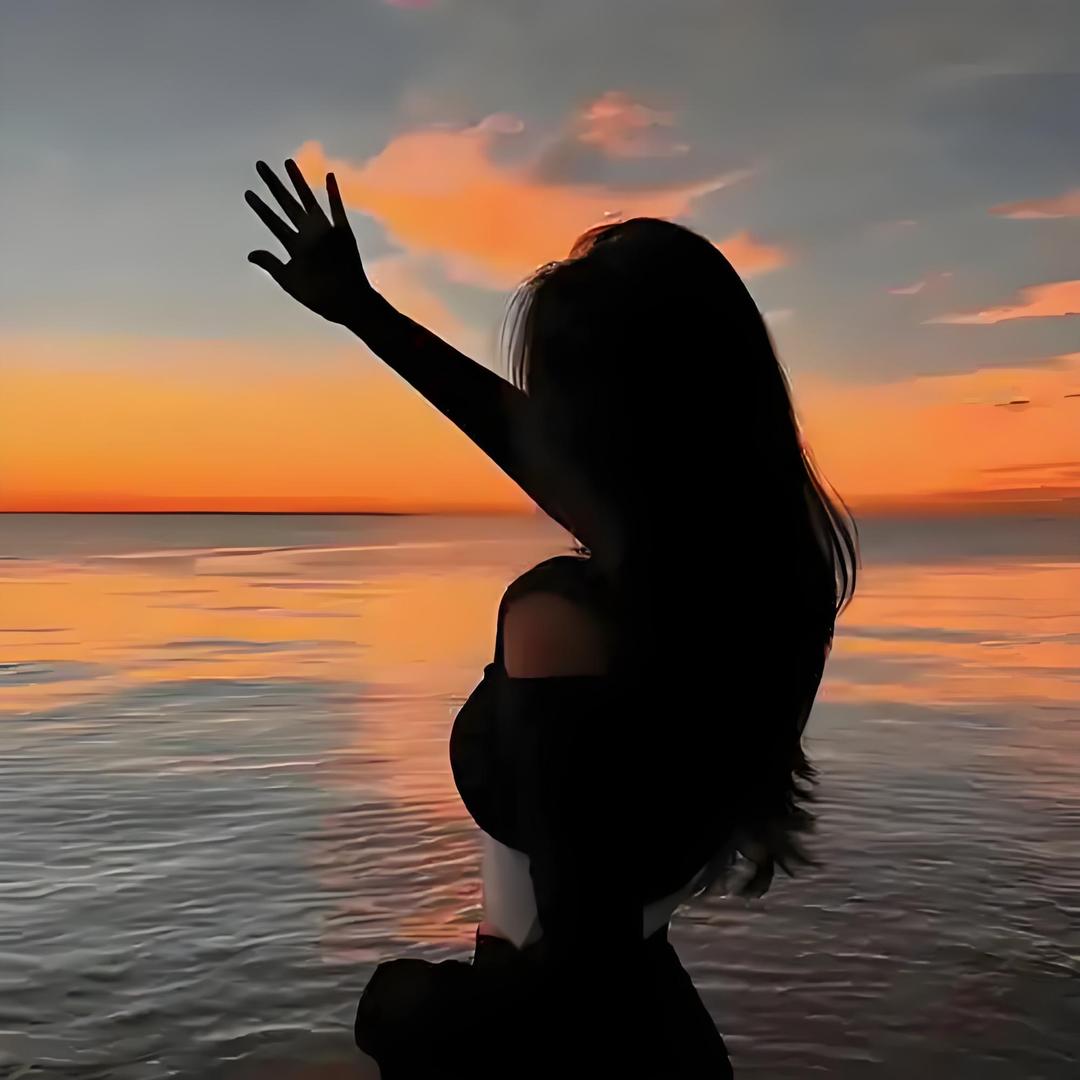 🧸ɞ: ˶⍤⃝潇潇