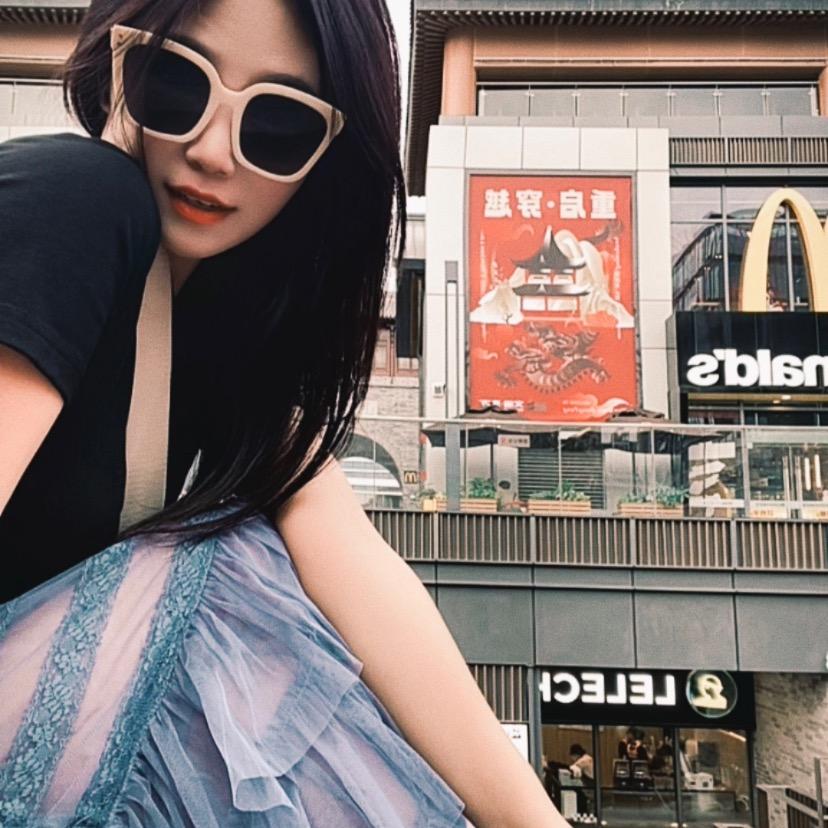 一杯生椰拿铁☕️